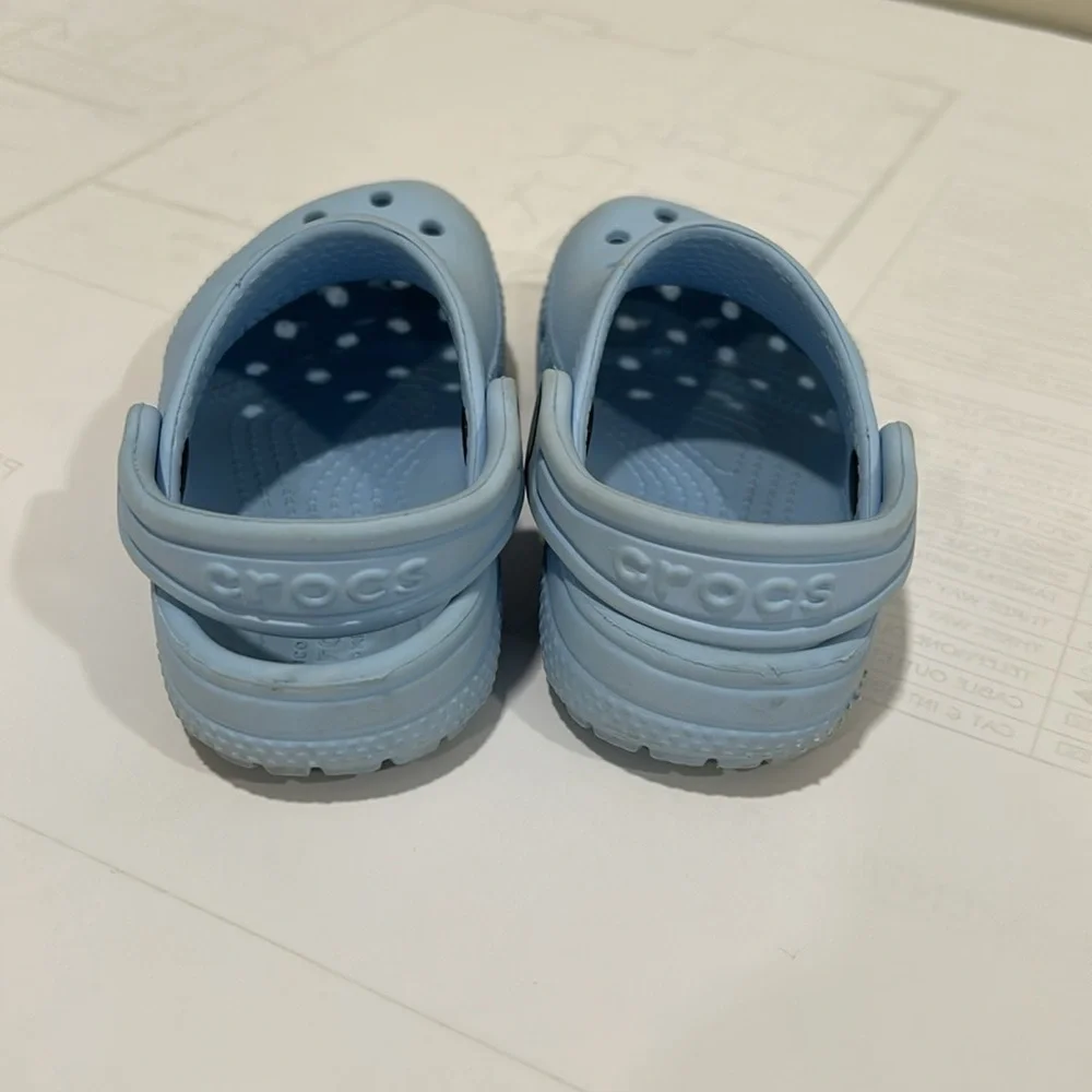 CROCS Blue Water Shoes with Ventilation and Heel Strap